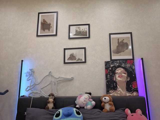 dolly-ll's BongaCams show and profile