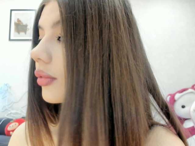 dolly-ll's BongaCams show and profile