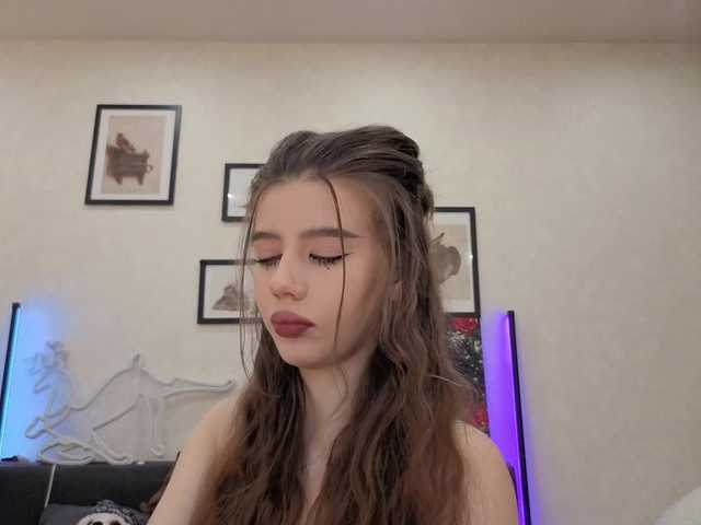 dolly-ll's BongaCams show and profile