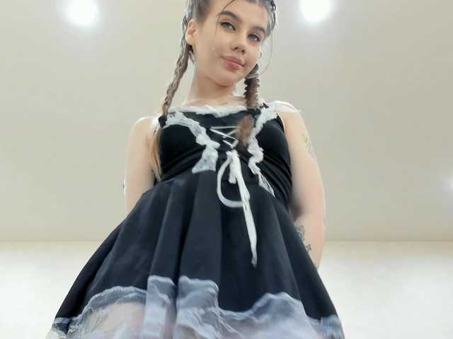 dolly-ll's BongaCams show and profile