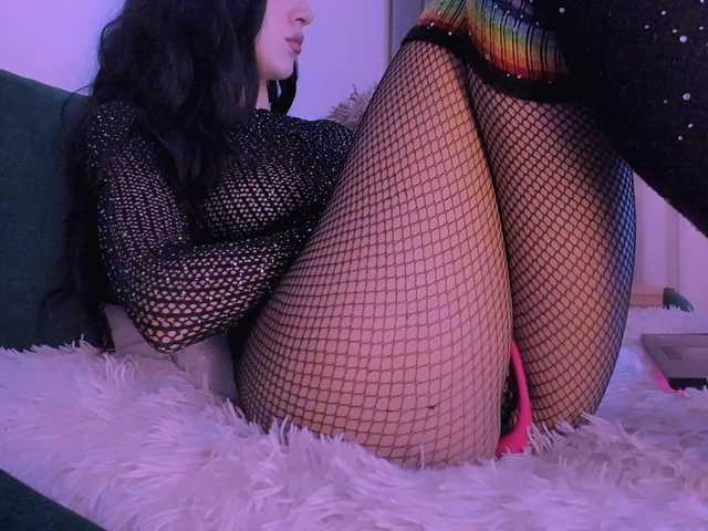 Mussaenda's BongaCams show and profile