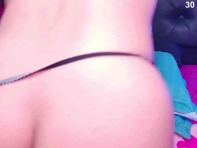 Adriana-55 webcam