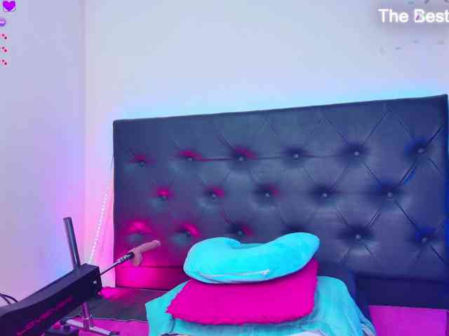 Adriana-55 webcam