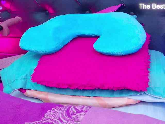 Adriana-55 webcam