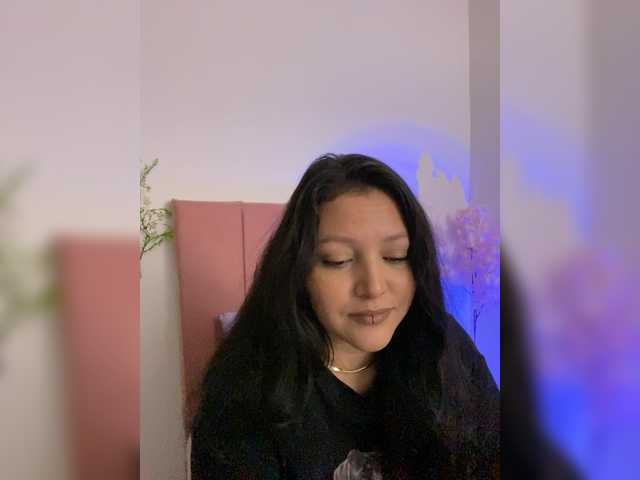 MarcellaGriffin's BongaCams show and profile