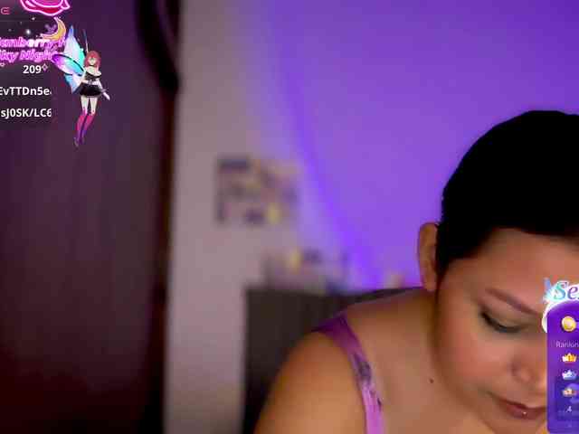 MarcellaGriffin webcam