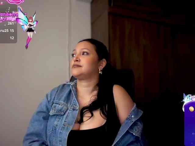 MarcellaGriffin webcam