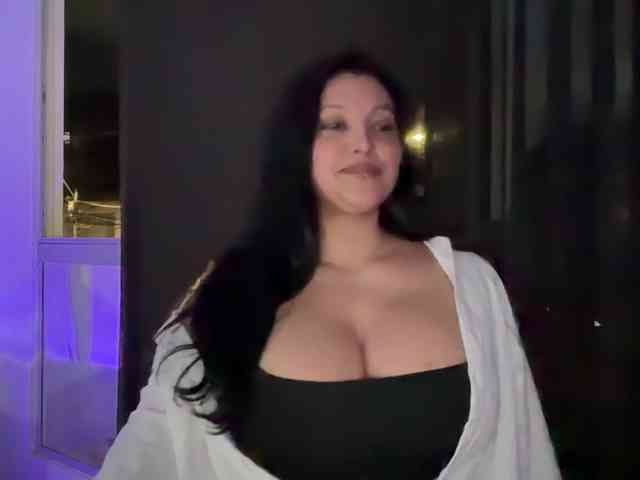 MarcellaGriffin webcam