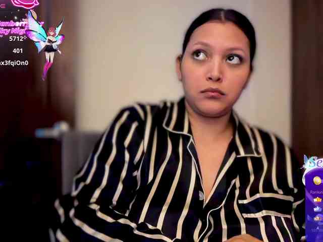 MarcellaGriffin webcam