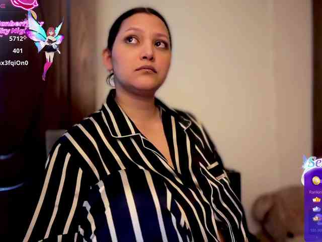 MarcellaGriffin webcam