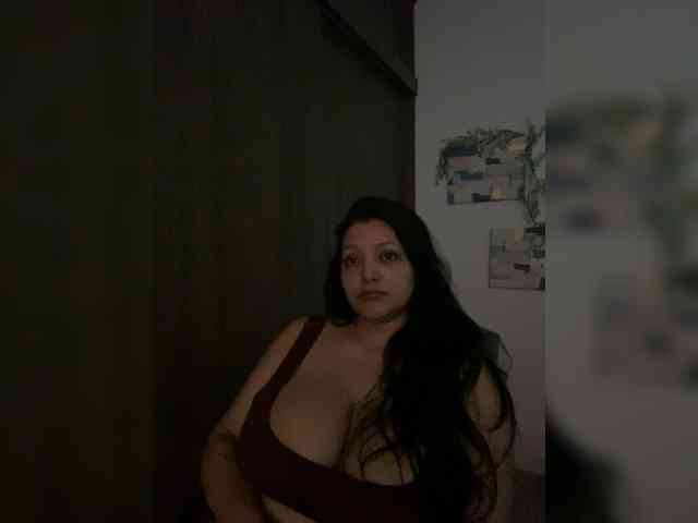 MarcellaGriffin webcam