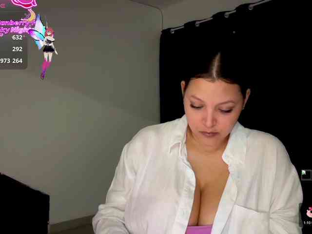 MarcellaGriffin webcam