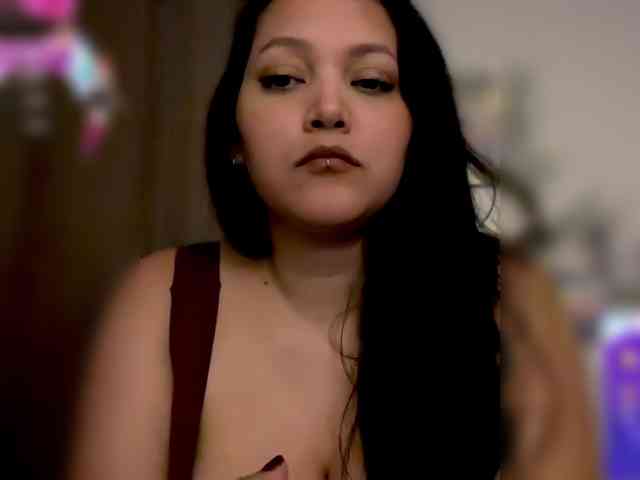 MarcellaGriffin webcam