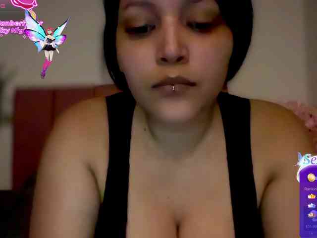 MarcellaGriffin webcam