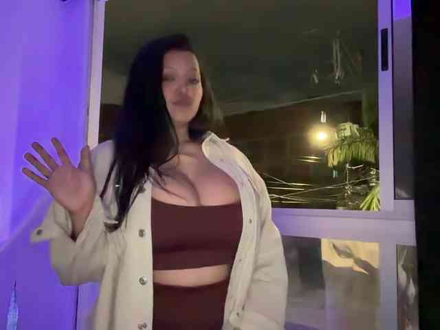 Модель: MarcellaGriffin