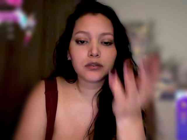 MarcellaGriffin webcam