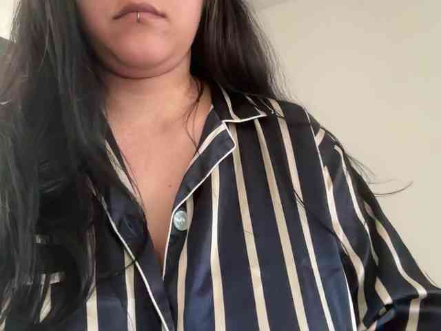 MarcellaGriffin webcam