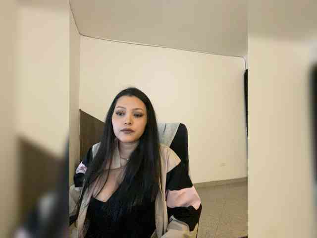 MarcellaGriffin webcam