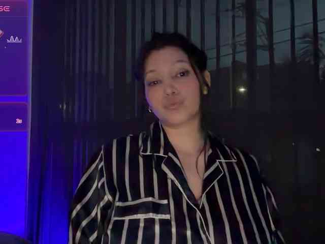MarcellaGriffin webcam