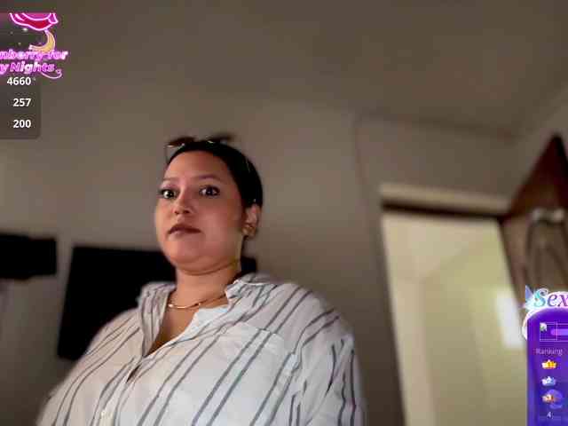 MarcellaGriffin webcam