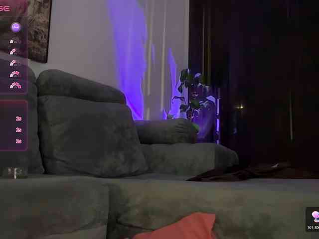 MarcellaGriffin webcam