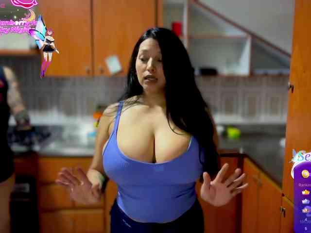 MarcellaGriffin webcam