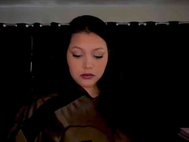 MarcellaGriffin webcam