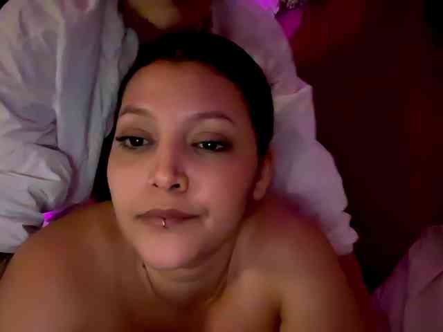 MarcellaGriffin webcam