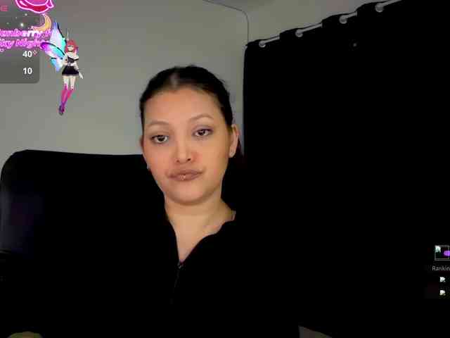 MarcellaGriffin webcam