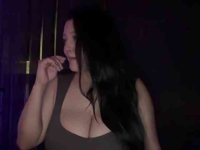 MarcellaGriffin webcam