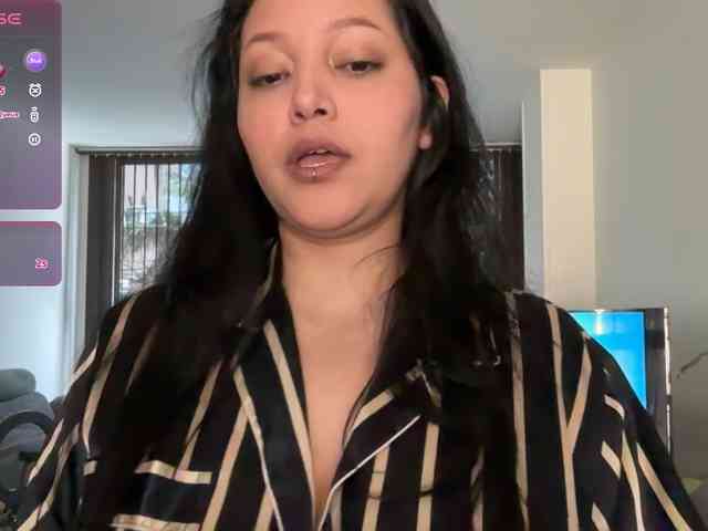 MarcellaGriffin webcam