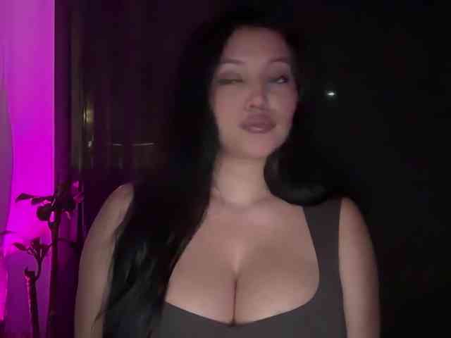 MarcellaGriffin webcam