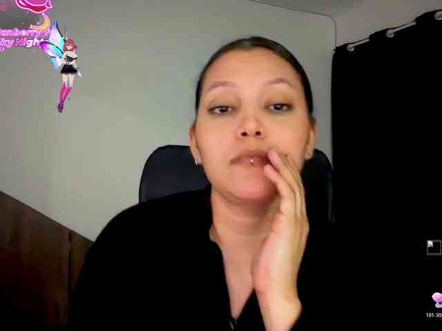 MarcellaGriffin webcam