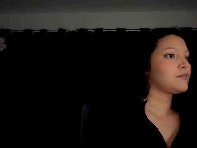 MarcellaGriffin webcam