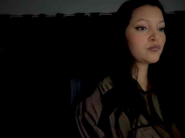 MarcellaGriffin webcam