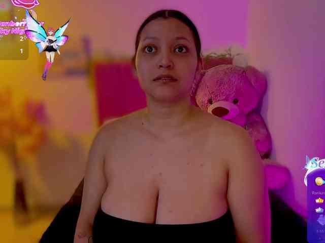 MarcellaGriffin webcam