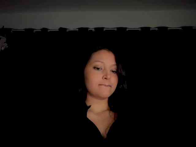 MarcellaGriffin webcam