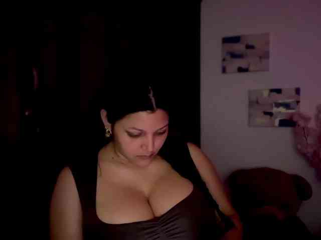 MarcellaGriffin webcam