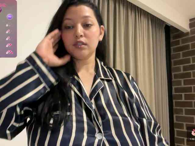 MarcellaGriffin webcam