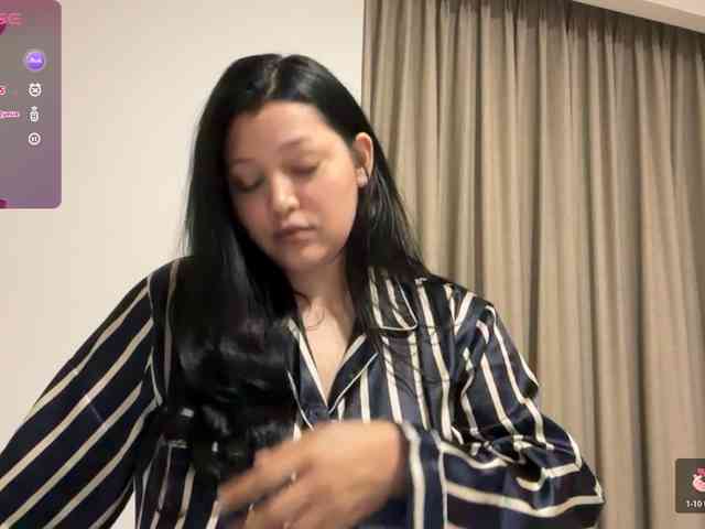MarcellaGriffin webcam