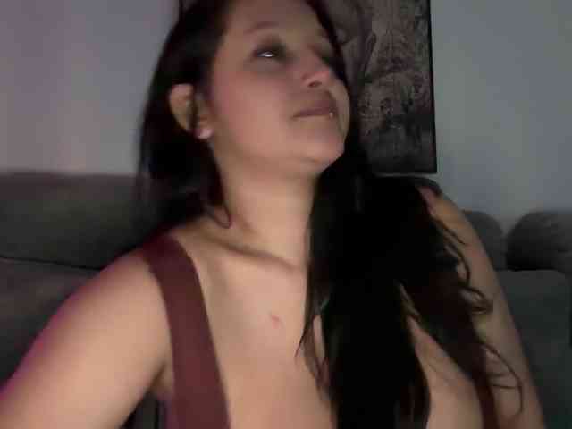 MarcellaGriffin webcam