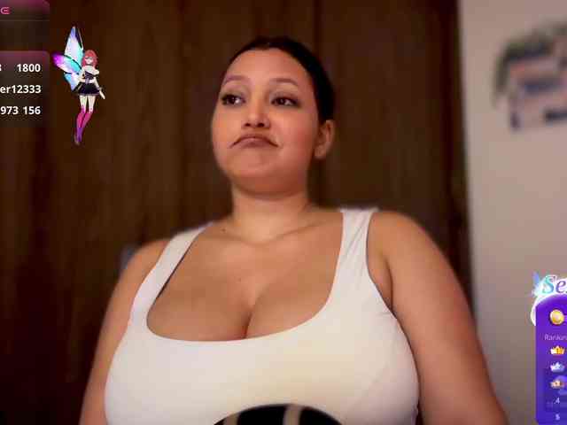 MarcellaGriffin webcam