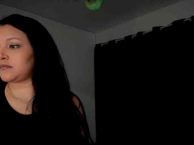 MarcellaGriffin webcam