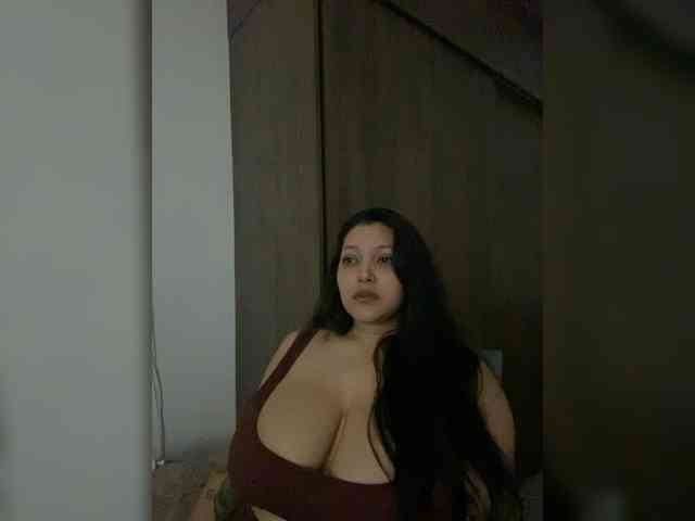 MarcellaGriffin webcam