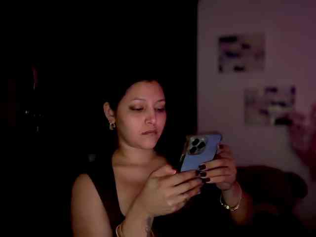 MarcellaGriffin webcam