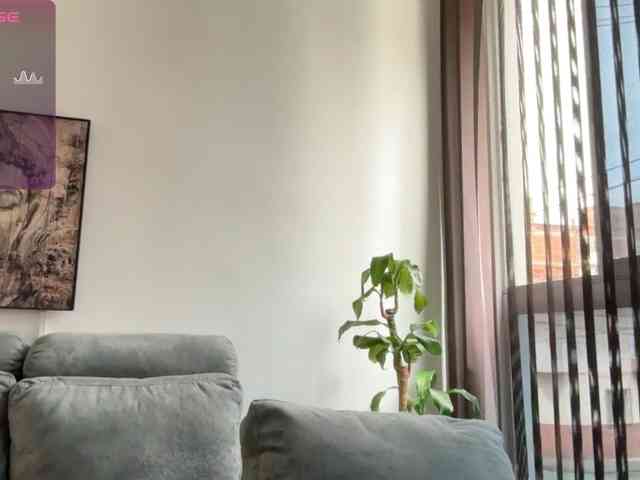MarcellaGriffin webcam