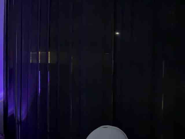 MarcellaGriffin webcam