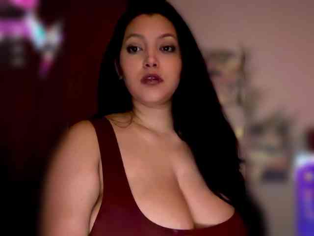 MarcellaGriffin webcam