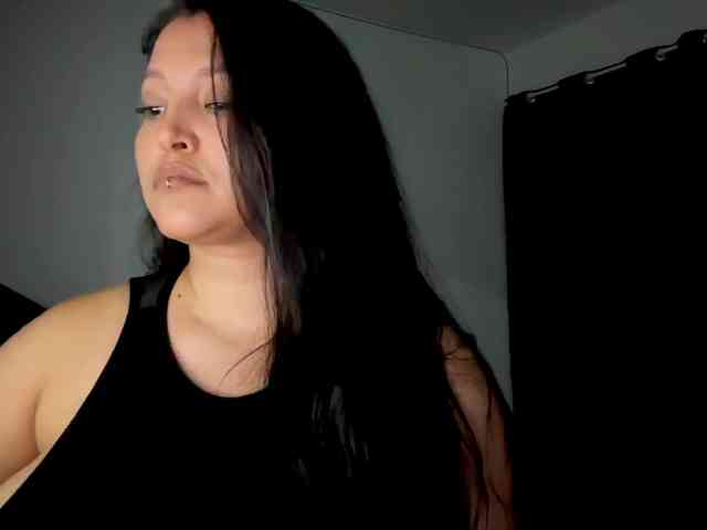 MarcellaGriffin webcam