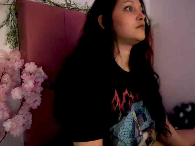 MarcellaGriffin webcam